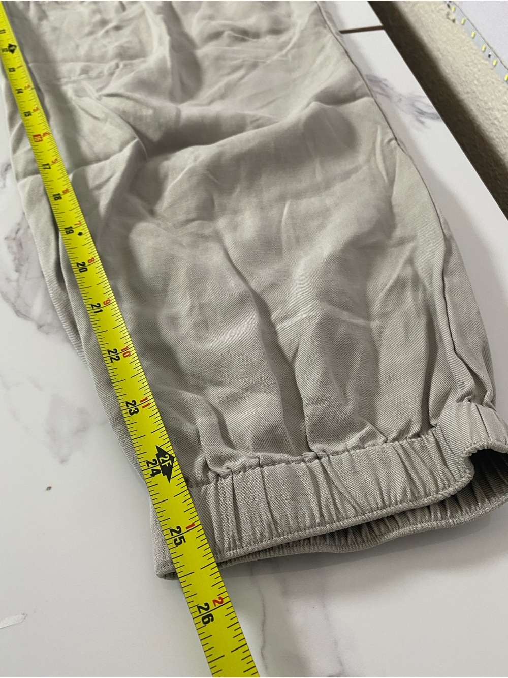 Vuori Trestles Linen Blend Twill Jogger Pant Medium Gray Relaxed Fit - Picture 9 of 10